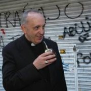 Jorge Maria Bergoglio con il mate
