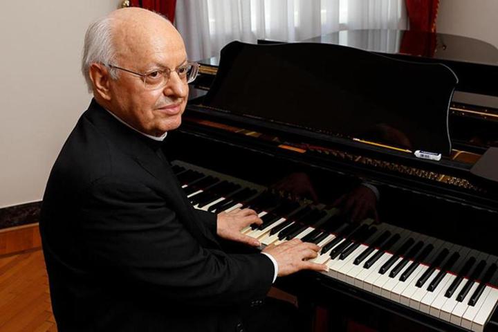 Lorenzo Baldisseri al pianoforte SettimanaNews