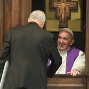 Papa Francesco in confessionale