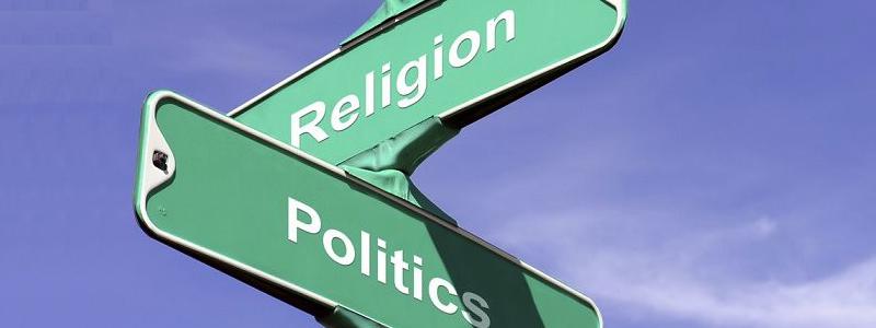 la politica sia “laica”