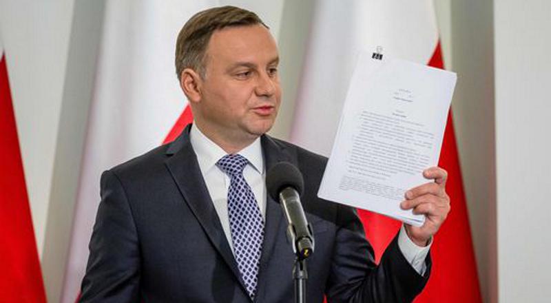 far uscire la Polonia dall’Unione