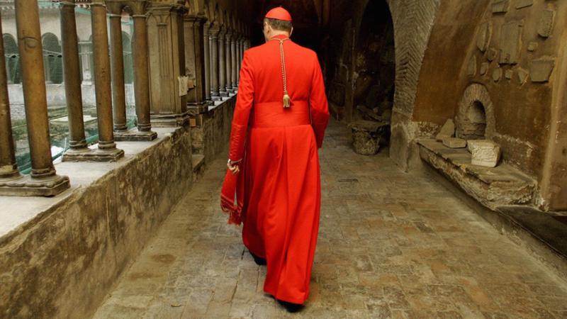 La Chiesa cattolica vive una crisi strutturale