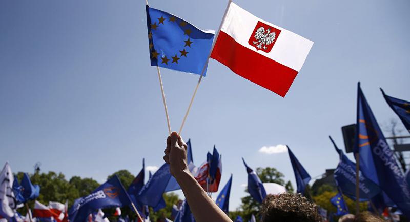 far uscire la Polonia dall’Unione