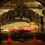 Tomba Ambrogio e martiri