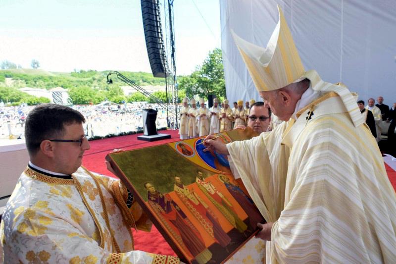 Blaj: Divina liturgia con beatificazione dei 7 vescovi greco-cattolici martiri. 02.06.2019 (Foto: vatican.va)