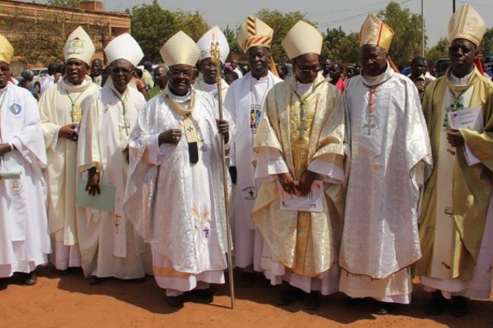 vescovi africani