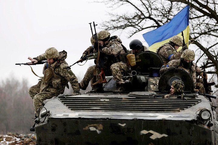 Putin aims for show of power and reassurance as war in Ukraine appears at  stalemate