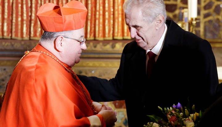 Il card. Duka con il presidente della Repubblica Ceca Miloš Zeman